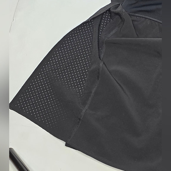 Spanx Black Skort With Zippered Pocket/ Fast Drying Light Breathable Fabric. Lg - Picture 5 of 10